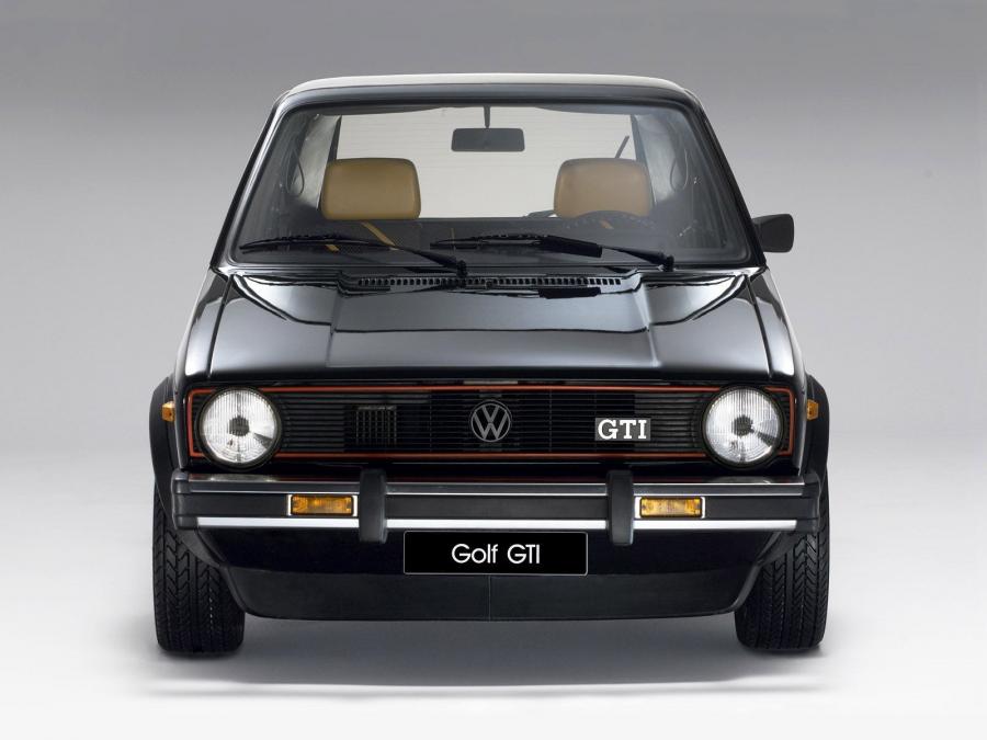  Volkswagen Golf GTi 5-Door 1976 года  (фото 4 из 6)